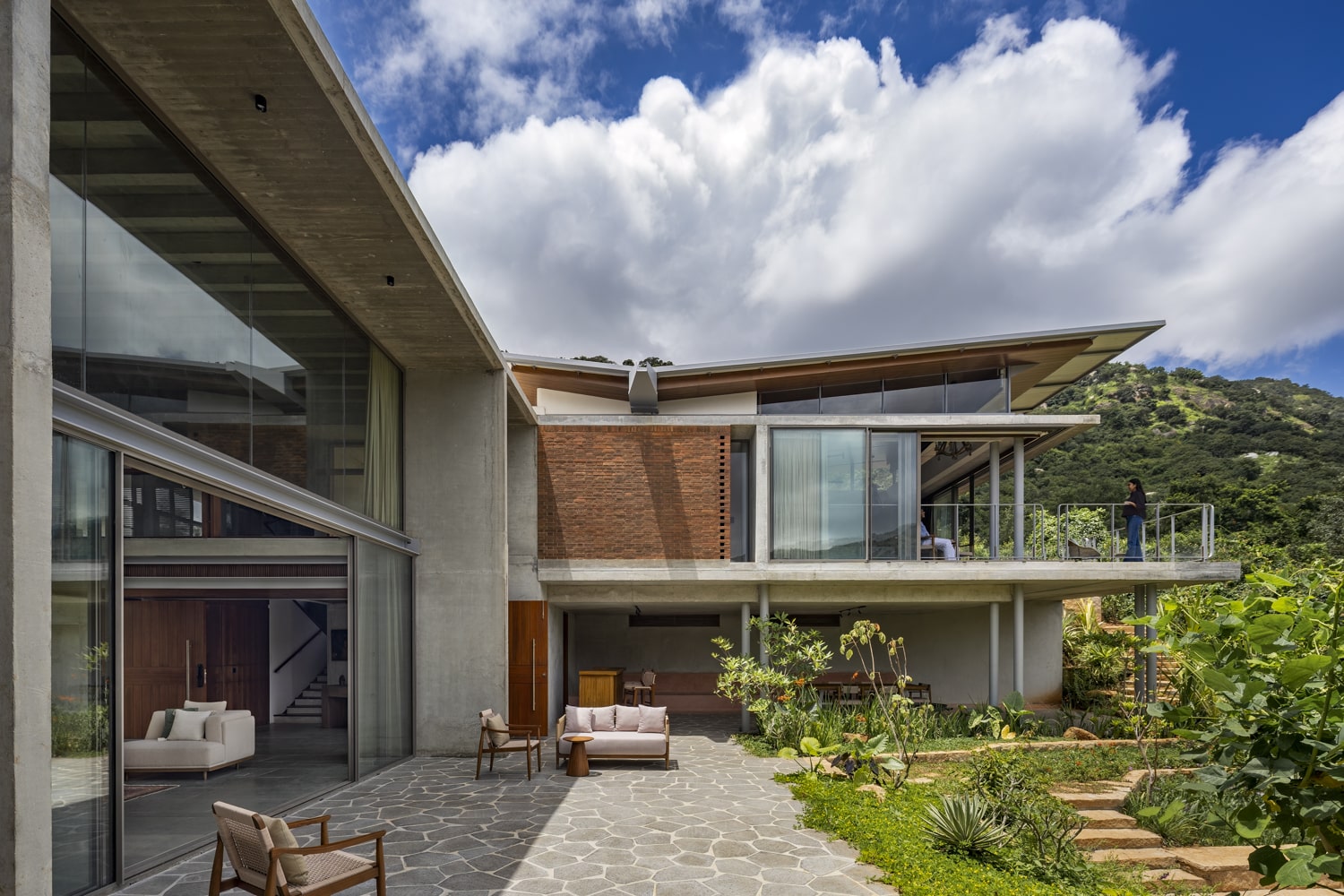 Kanasu Nandi Hills preview